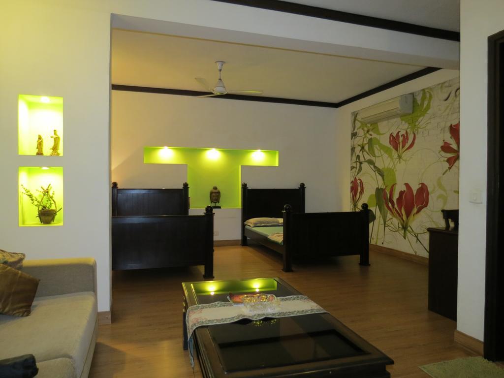 เทรนดี้ เบด แอนด์ เบรคฟาสท์ แอนด์ เซอร์วิส อพาร์ทเมนท์ Bed & Breakfast นิวเดลี ภายนอก รูปภาพ