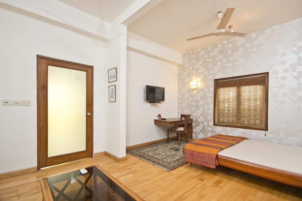 เทรนดี้ เบด แอนด์ เบรคฟาสท์ แอนด์ เซอร์วิส อพาร์ทเมนท์ Bed & Breakfast นิวเดลี ภายนอก รูปภาพ