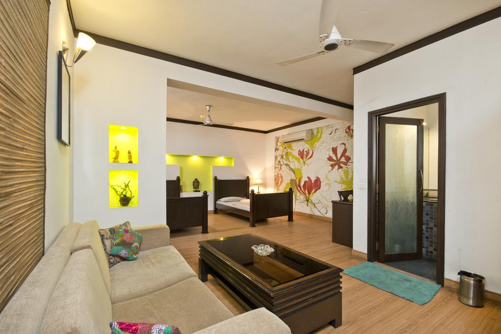 เทรนดี้ เบด แอนด์ เบรคฟาสท์ แอนด์ เซอร์วิส อพาร์ทเมนท์ Bed & Breakfast นิวเดลี ภายนอก รูปภาพ
