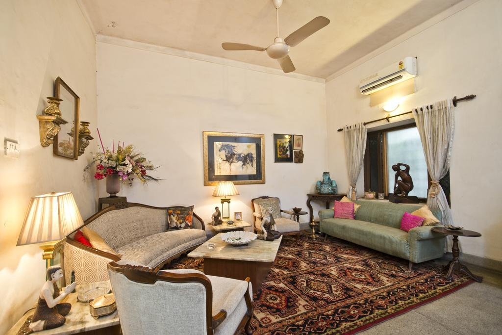 เทรนดี้ เบด แอนด์ เบรคฟาสท์ แอนด์ เซอร์วิส อพาร์ทเมนท์ Bed & Breakfast นิวเดลี ภายนอก รูปภาพ