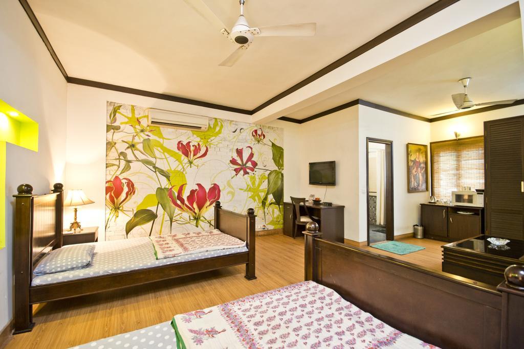 เทรนดี้ เบด แอนด์ เบรคฟาสท์ แอนด์ เซอร์วิส อพาร์ทเมนท์ Bed & Breakfast นิวเดลี ภายนอก รูปภาพ
